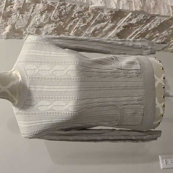 Brooks Brothers Grey sweater - Picture 1 of 7